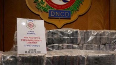 Photo of Confiscan 494 paquetes presumiblemente cocaína en Peravia; detienen tres