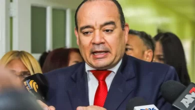 Photo of Presidente del CARD deposita expediente para investigar a Paliza y Antoliano por gastar 3 mil millones en 110 mil pensiones