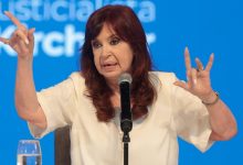 Photo of Un fiscal pide agravar a 12 años la pena a Cristina Fernández en un juicio por corrupción